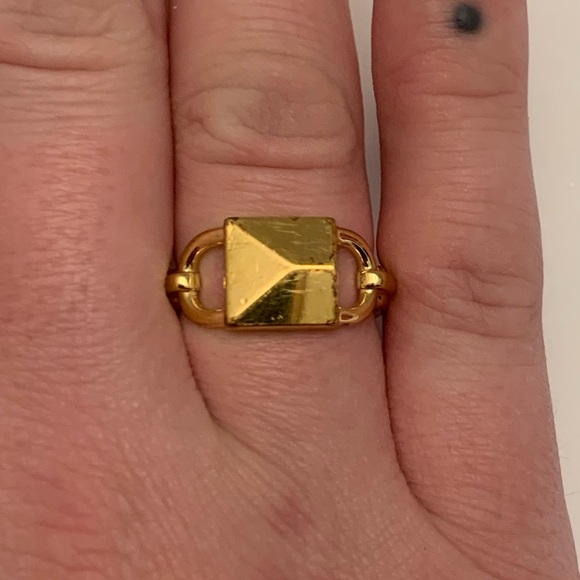 Michael Kors Ring - Picture 2 of 3